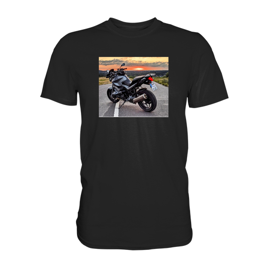 Gestalte Dein Motorrad Shirt mit professionellen Vorlagen.
